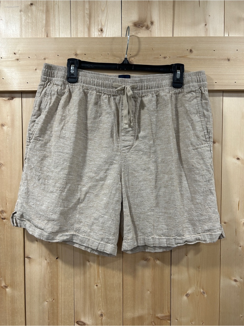 Gap Men’s Linen-Blend Pull-On Shorts, Sz large Beachy, Resort, Quiet Luxury